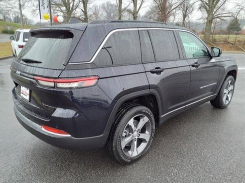 New 2024 Jeep Grand Cherokee Limited 4xe image 4