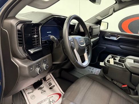Certified 2024 GMC Sierra 1500 SLE image 12