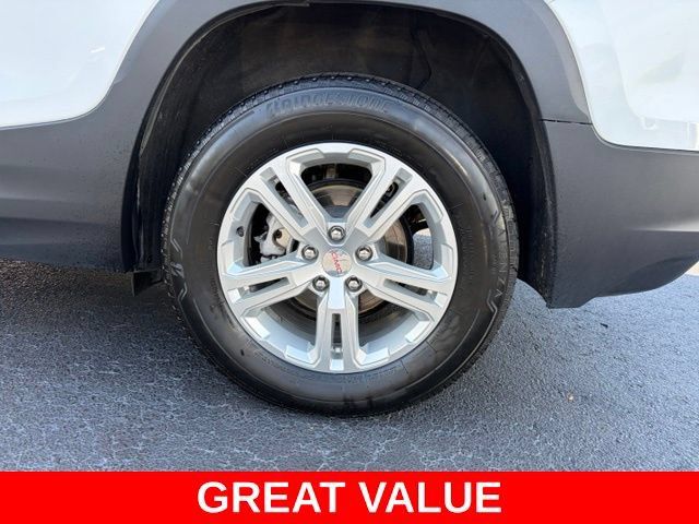 Used 2024 GMC Terrain SLE AWD/4WD image 10