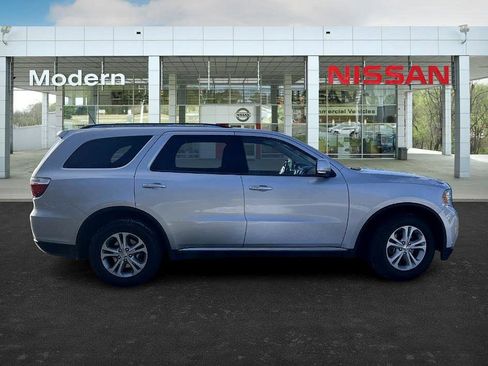 Used 2011 Dodge Durango Crew image 6