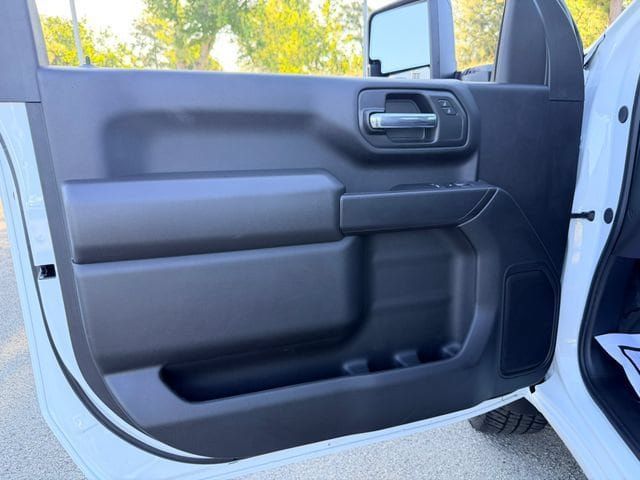 New 2025 GMC Sierra 3500 Pro AWD/4WD image 11