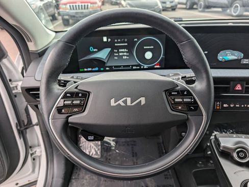 Certified 2024 Kia EV6 Light image 22