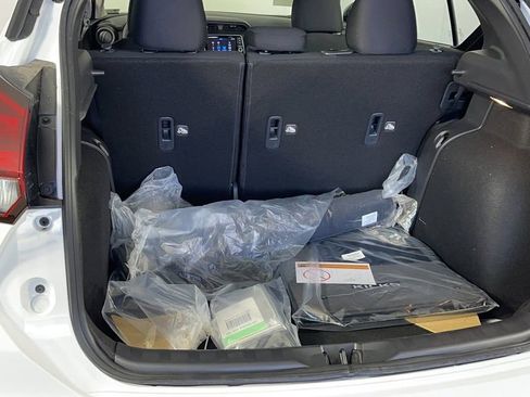 New 2025 Nissan Kicks Play S image 32