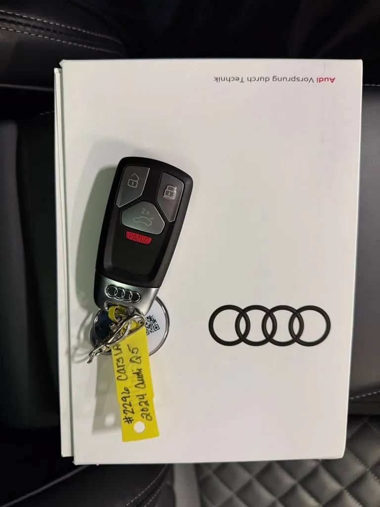 Used 2024 Audi SQ5 Prestige AWD/4WD image 52