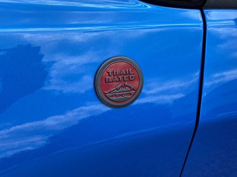 Certified 2025 Jeep Compass Trailhawk AWD/4WD image 11