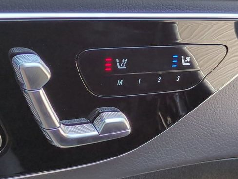 Used 2025 Mercedes-Benz C 300 Sedan image 22