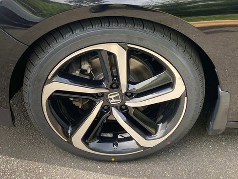 Used 2022 Honda Accord Sport image 8