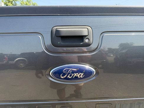 Used 2016 Ford F250 XLT w/ XLT Premium Package AWD/4WD image 70