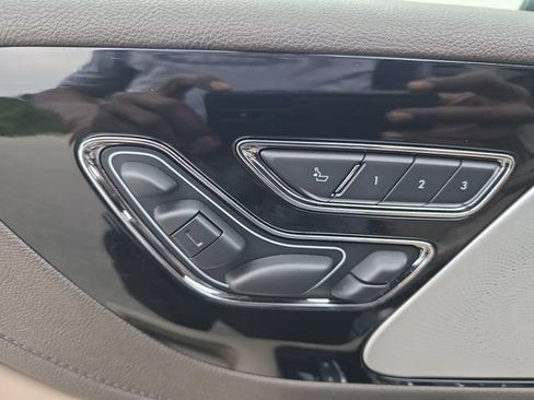Used 2023 Lincoln Aviator Reserve w/ Equipment Group 201A AWD/4WD image 31