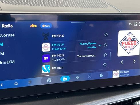 Used 2024 Hyundai Santa Fe SEL FWD image 20