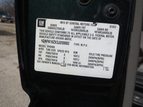 Used 2003 Chevrolet Suburban LS w/ LS Preferred Equipment Group image 34