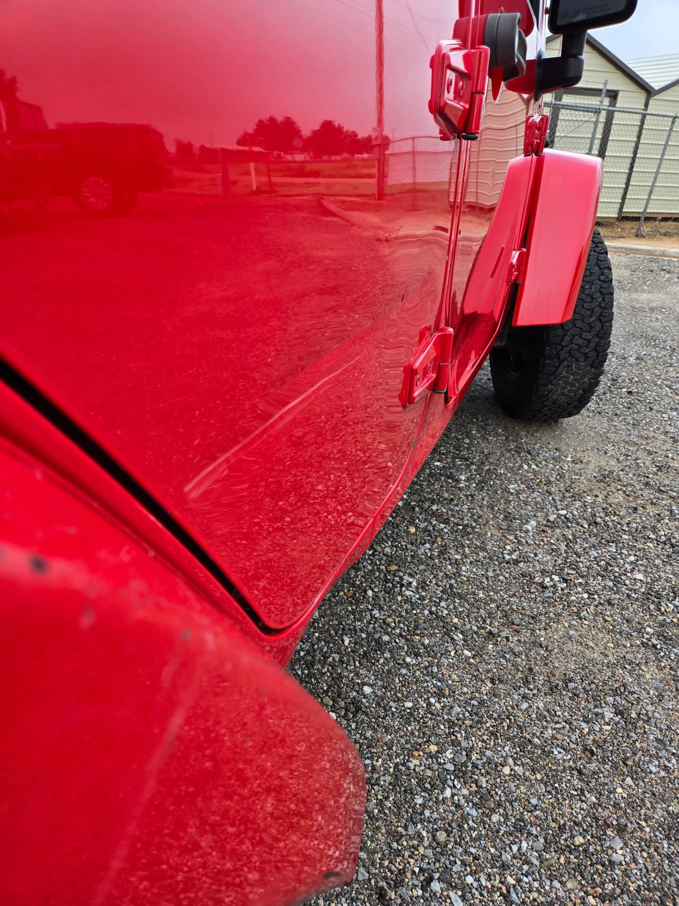Used 2015 Jeep Wrangler Unlimited Rubicon w/ Connectivity Group AWD/4WD image 15