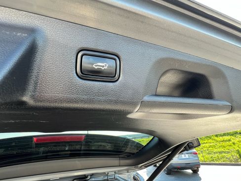 Used 2023 Hyundai Palisade SEL FWD image 21
