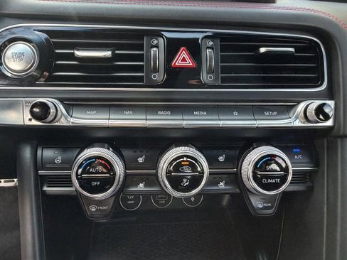 Used 2023 Genesis G70 3.3T w/ Sport Prestige Package image 26