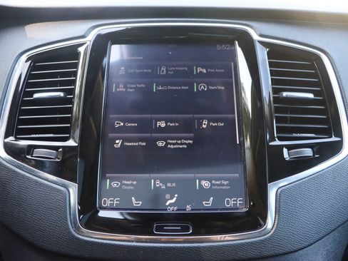 Used 2016 Volvo XC90 T6 Momentum w/ Momentum Plus Package AWD/4WD image 43