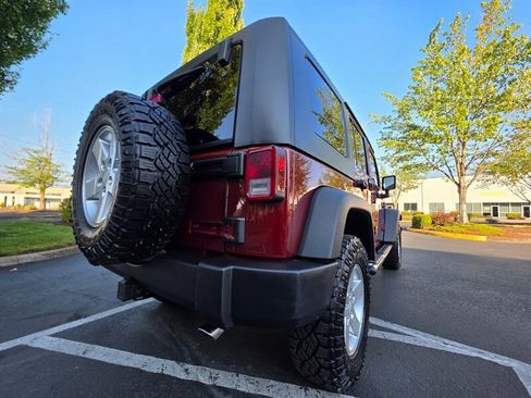 Used 2008 Jeep Wrangler Unlimited X AWD/4WD image 11