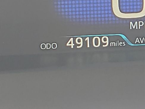 Certified 2022 Toyota Prius XLE w/ Premium Convenience Package image 21