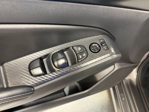 Used 2025 Nissan Altima 2.5 SV FWD image 12