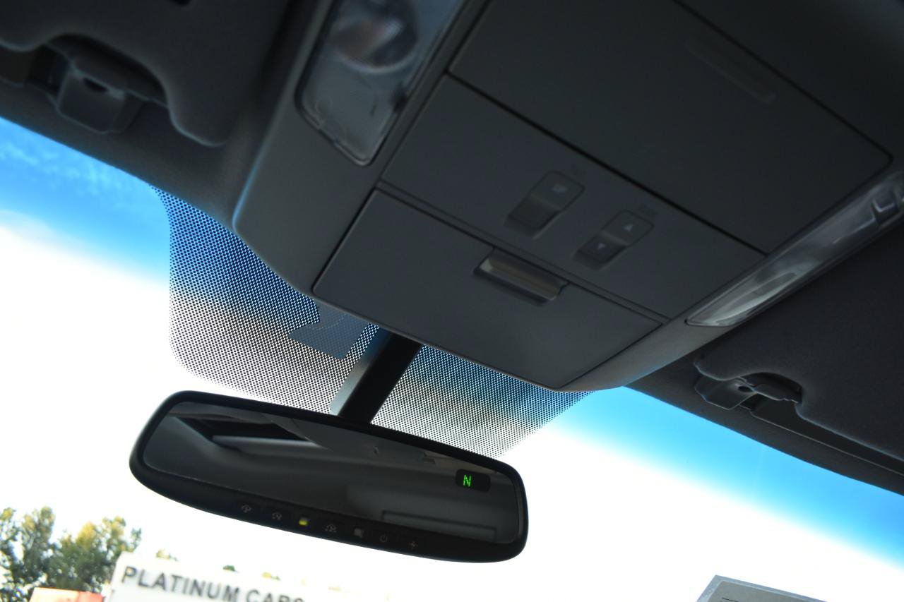 Used 2014 Toyota Sequoia Platinum RWD image 49