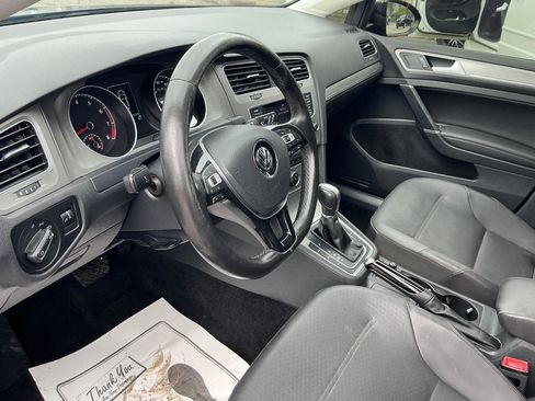 Used 2015 Volkswagen Golf S w/ Lighting Package FWD image 15