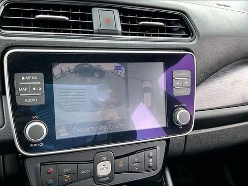 Certified 2025 Nissan Leaf SV Plus FWD image 13