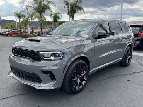 Used 2025 Dodge Durango SRT Hellcat w/ Black Package image 5