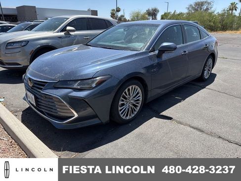 Used 2020 Toyota Avalon Limited w/ Advanced Safety Package FWD image 1