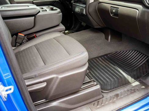 Used 2025 Chevrolet Silverado 1500 Custom RWD image 29