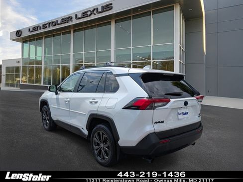 Used 2024 Toyota RAV4 XLE Premium AWD/4WD image 5