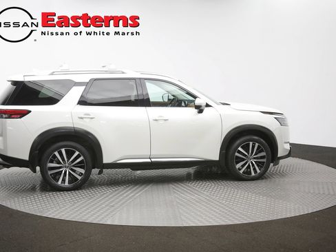 Used 2023 Nissan Pathfinder Platinum AWD/4WD image 47