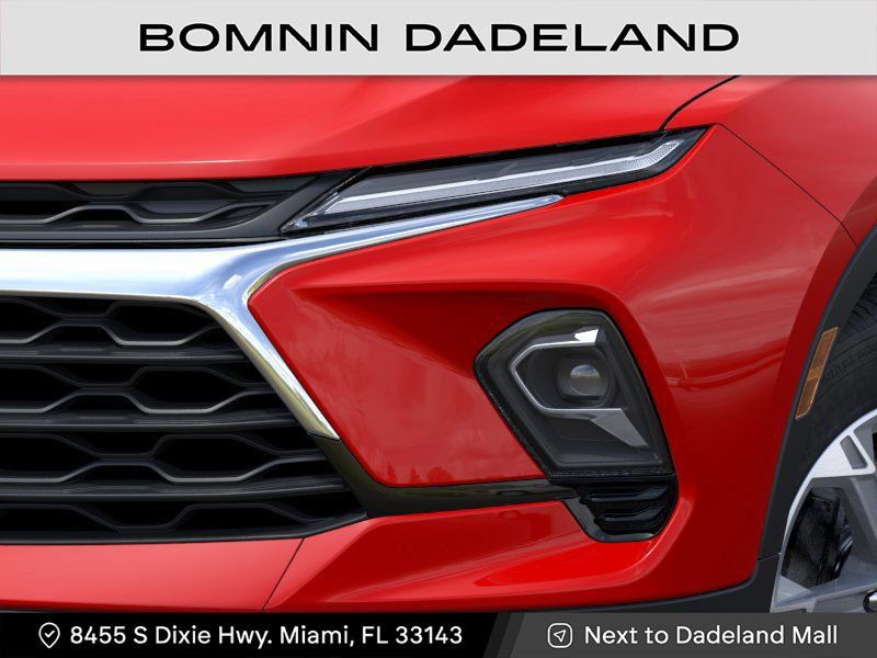 New 2025 Chevrolet Blazer LT FWD image 11