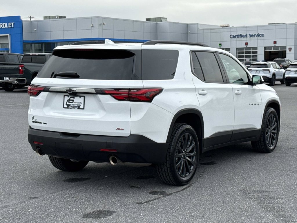Used 2023 Chevrolet Traverse RS w/ LPO, Floor Liner Package AWD/4WD image 25