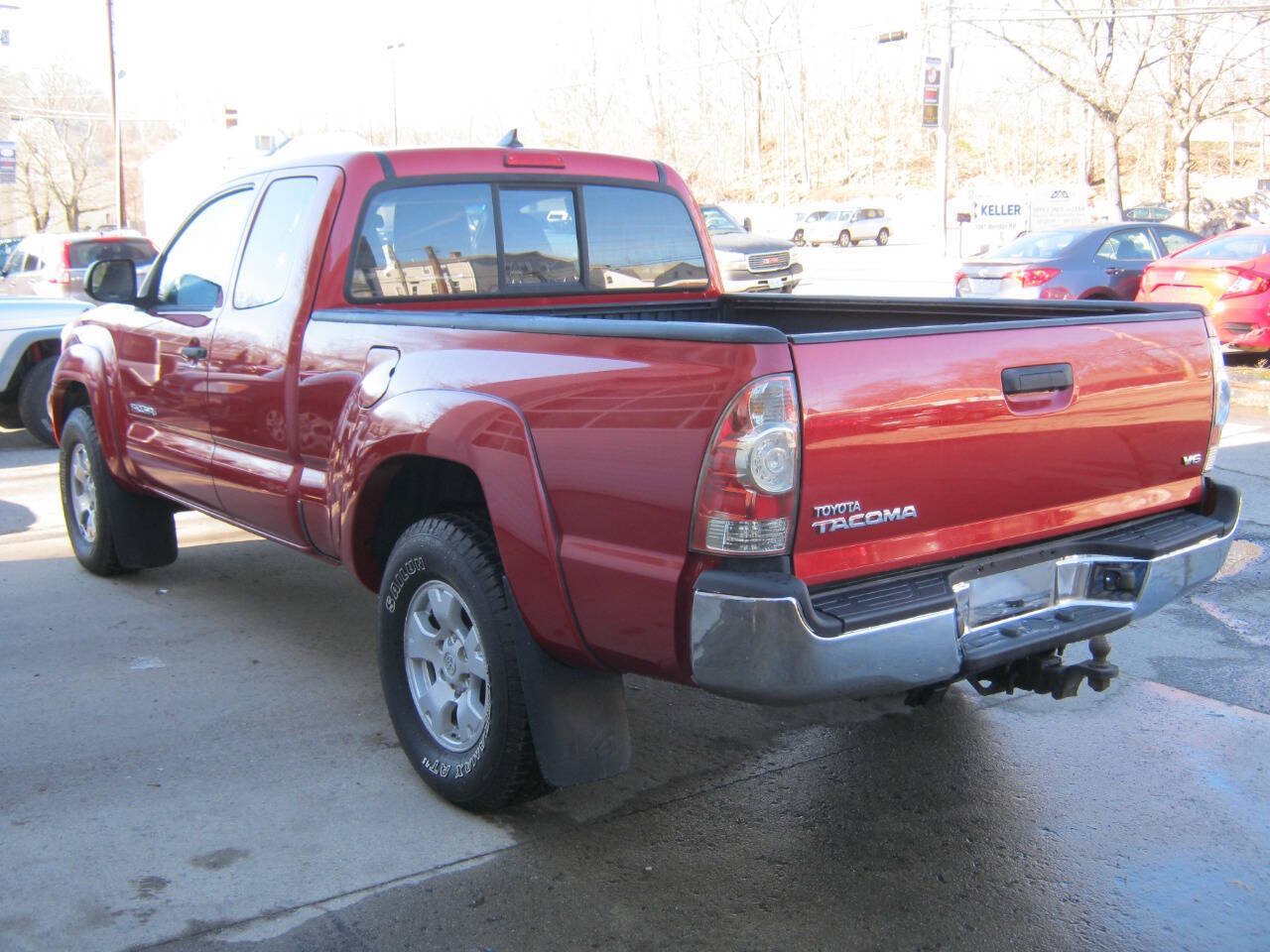 Used 2014 Toyota Tacoma 4x4 Access Cab V6 w/ TRD Off-Road Package image 7