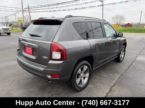 Used 2017 Jeep Compass High Altitude AWD/4WD image 4