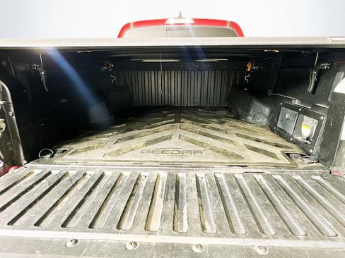 Used 2020 Toyota Tacoma TRD Off-Road w/ Technology Package RWD image 27