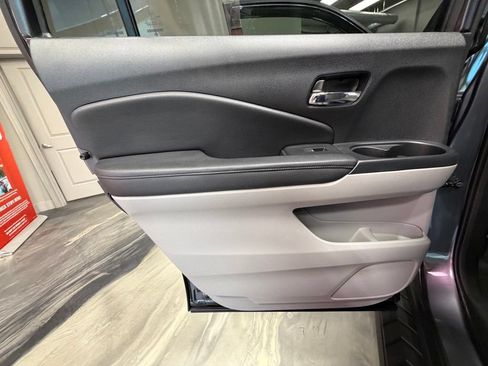 Used 2017 Honda Pilot EX-L image 53
