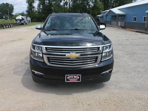 Used 2017 Chevrolet Suburban Premier AWD/4WD image 2