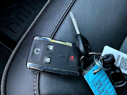 Used 2021 GMC Canyon Denali image 14