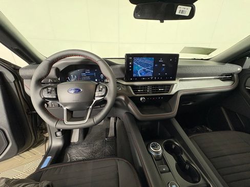 New 2026 Ford Explorer ST-Line RWD image 8