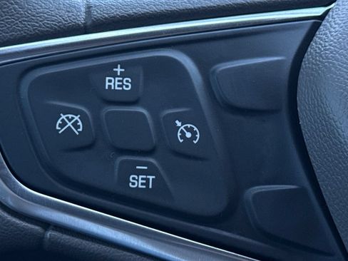 Used 2018 Chevrolet Malibu LS w/ LPO, Convenience Package 1 FWD image 31