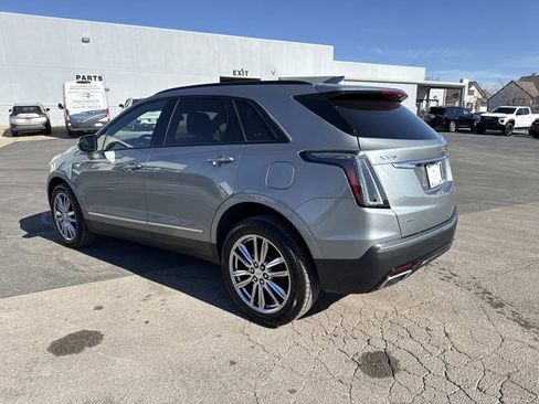 Used 2023 Cadillac XT5 Sportv image 2