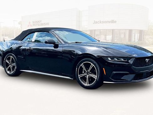 Used 2024 Ford Mustang Premium RWD image 3