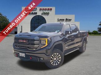 Used 2022 GMC Sierra 1500 AT4 w/ AT4 Preferred Package AWD/4WD video 1