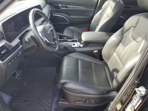 Used 2024 Kia Telluride SX image 5