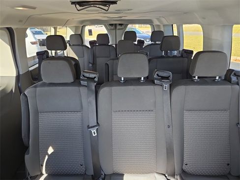 Used 2023 Ford Transit 350 XLT image 36