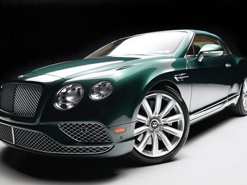 Used 2017 Bentley Continental GT image 34