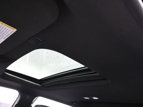 Used 2024 GMC Sierra 1500 AT4 w/ Technology Package image 14