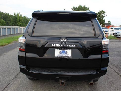 Used 2015 Toyota 4Runner SR5 Premium AWD/4WD image 6
