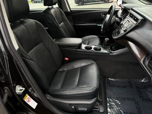Used 2013 Toyota Avalon XLE Touring FWD image 21