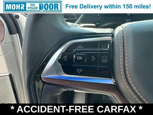 Used 2022 Jeep Grand Cherokee Summit w/ Luxury Tech Group V AWD/4WD image 44